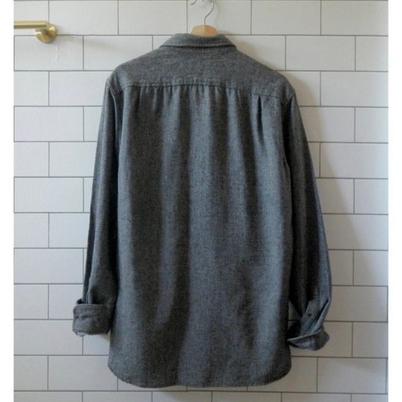 Heavy-weight wool work-shirt from J. CREW - Picture 2 of 3